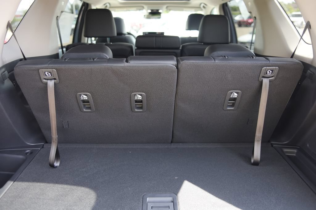 New 2026 Honda Pilot Touring image 9