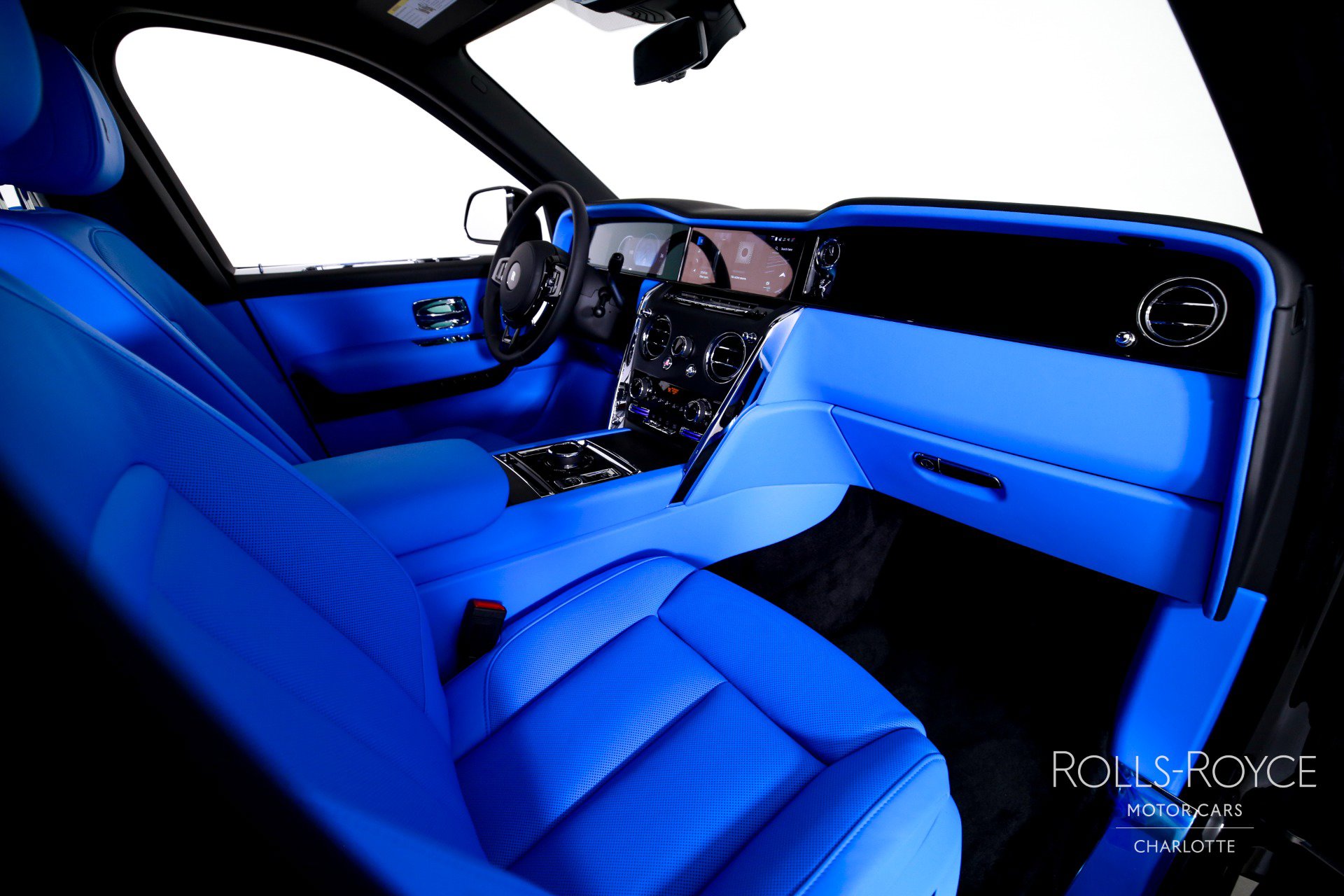 New 2026 Rolls-Royce Cullinan image 37