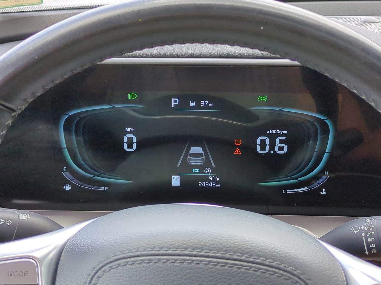 Certified 2025 Kia Telluride S FWD image 27