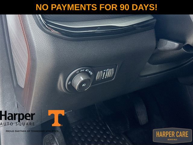 New 2026 Jeep Compass Trailhawk w/ Sun, Sound & Navigation Group image 13