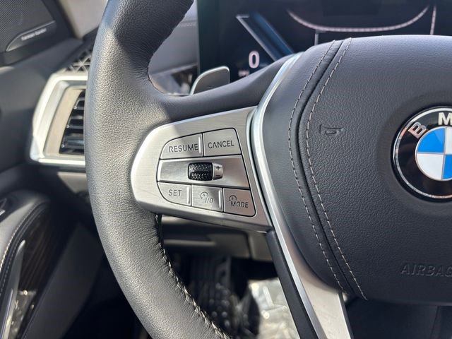 Used 2024 BMW X7 xDrive40i AWD/4WD image 27