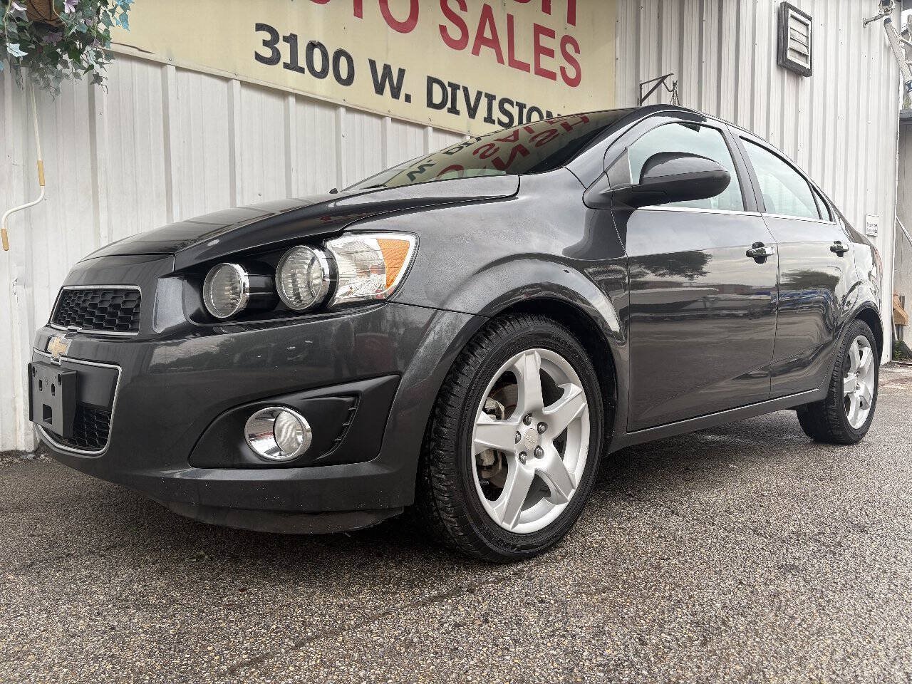 Used 2016 Chevrolet Sonic LTZ FWD image 5