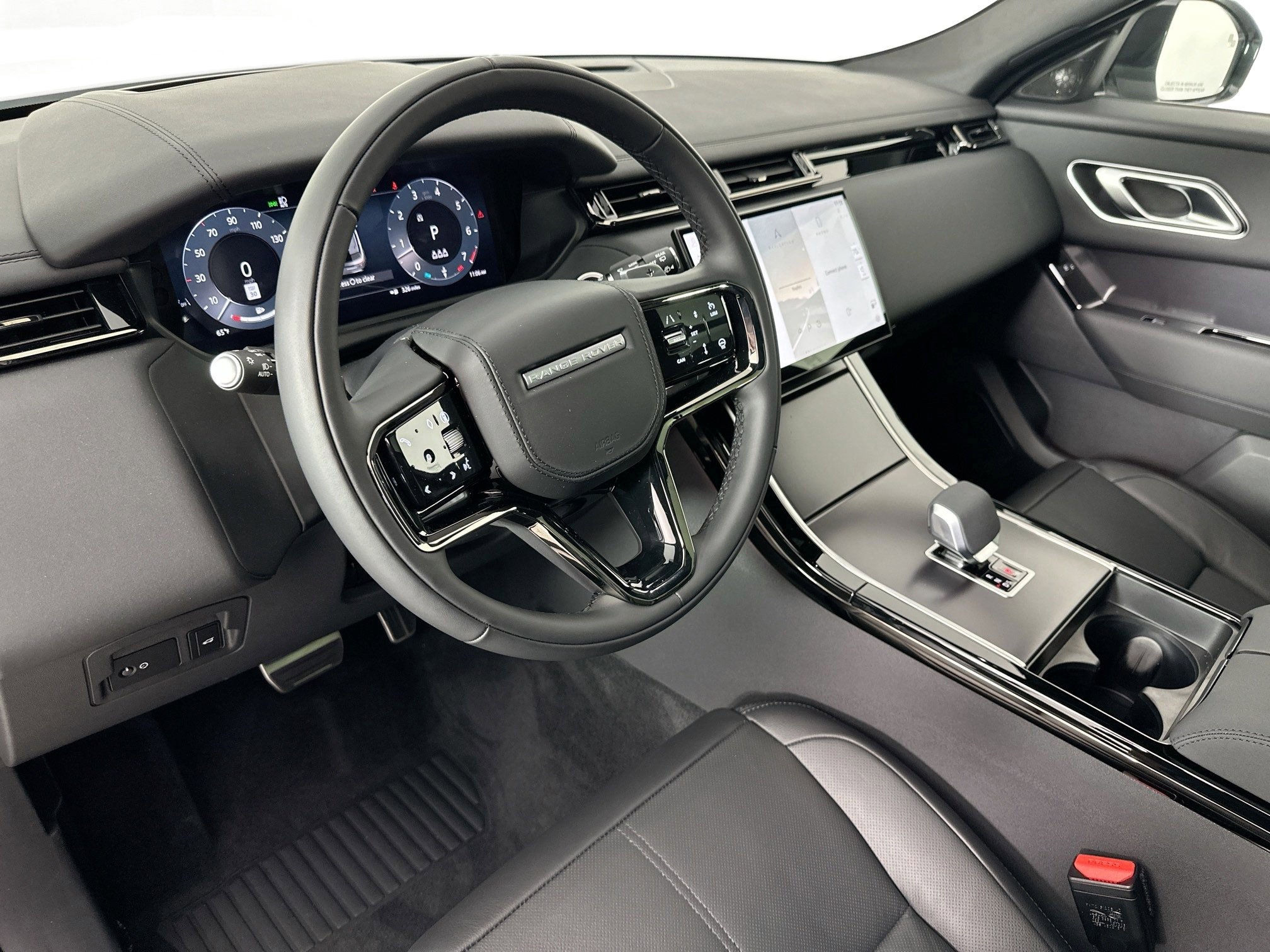 Used 2026 Land Rover Range Rover Velar Dynamic SE image 10