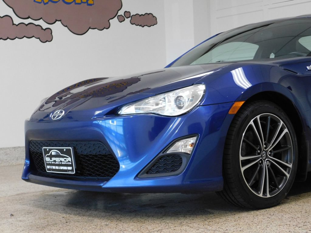 Used 2015 Scion FR-S RWD image 13