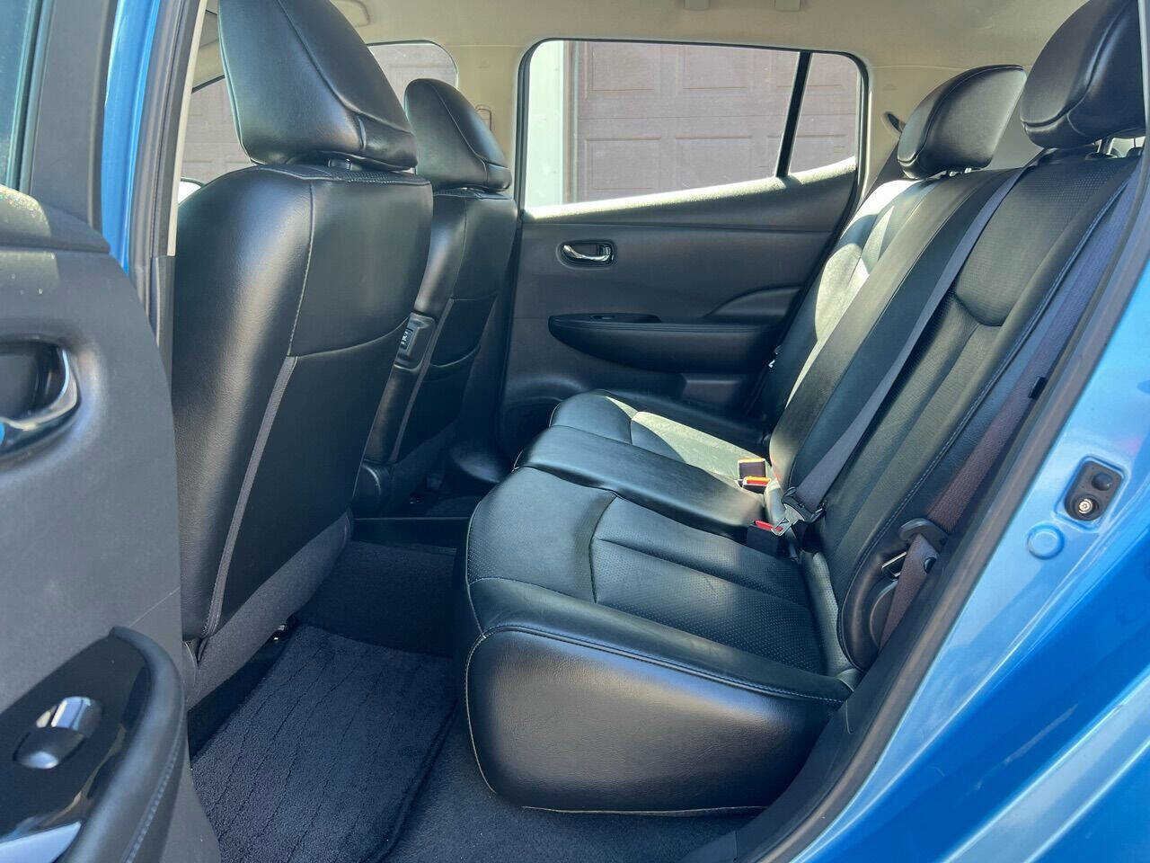 Used 2014 Nissan Leaf SL w/ Premium Package image 49