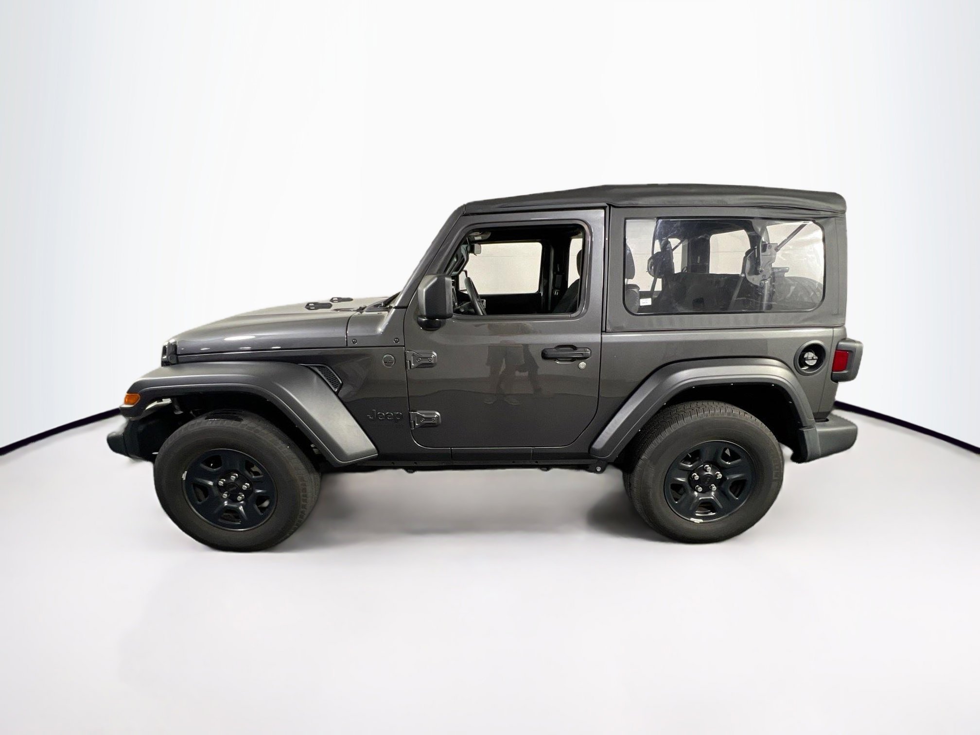 Used 2022 Jeep Wrangler Sport image 8