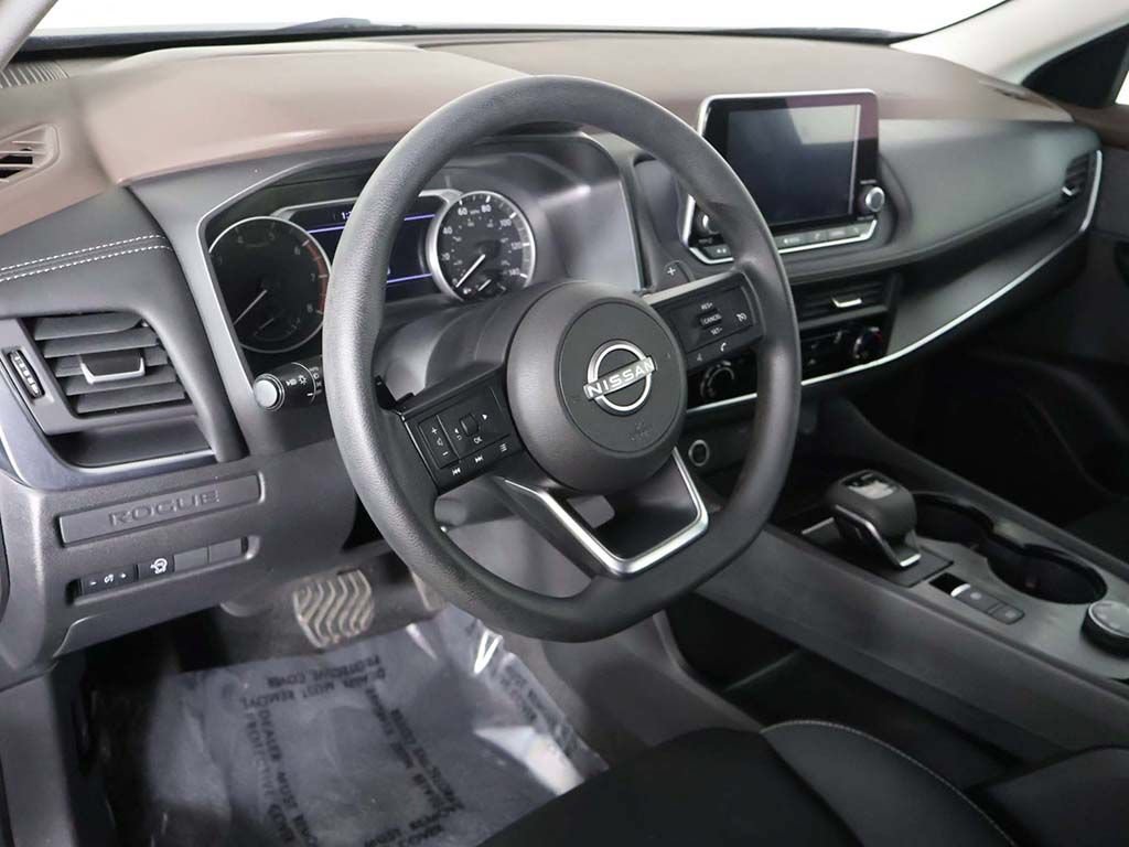 Used 2023 Nissan Rogue S AWD/4WD image 23