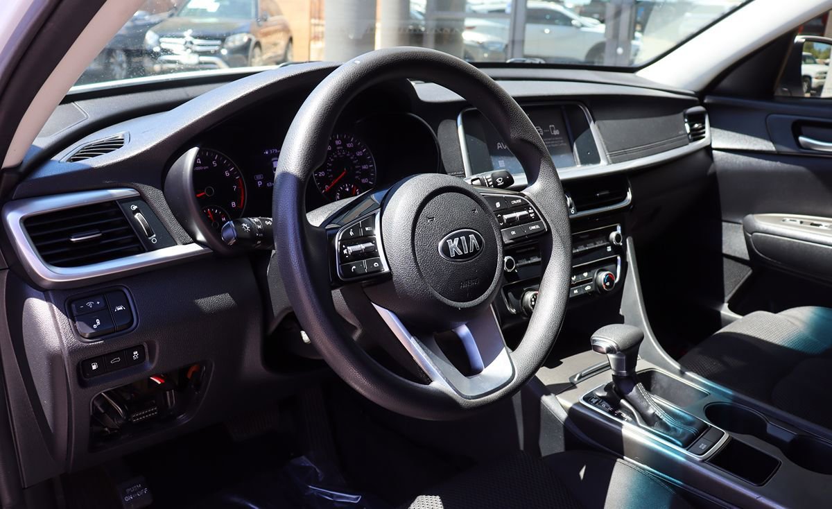 Used 2020 Kia Optima LX FWD image 38