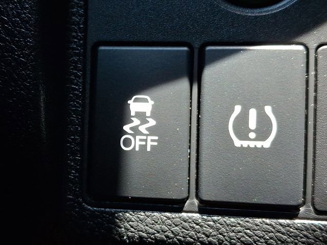 Used 2018 Honda HR-V LX image 24