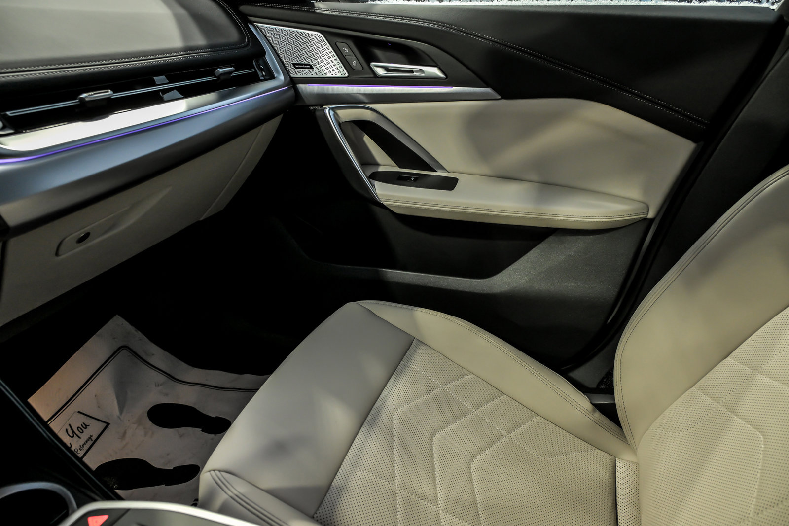 Used 2025 BMW X1 xDrive28i w/ Premium Package image 45