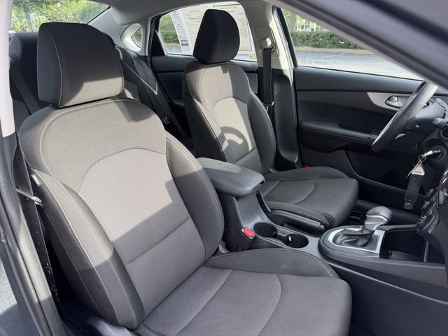 Certified 2024 Kia Forte LXS FWD image 28