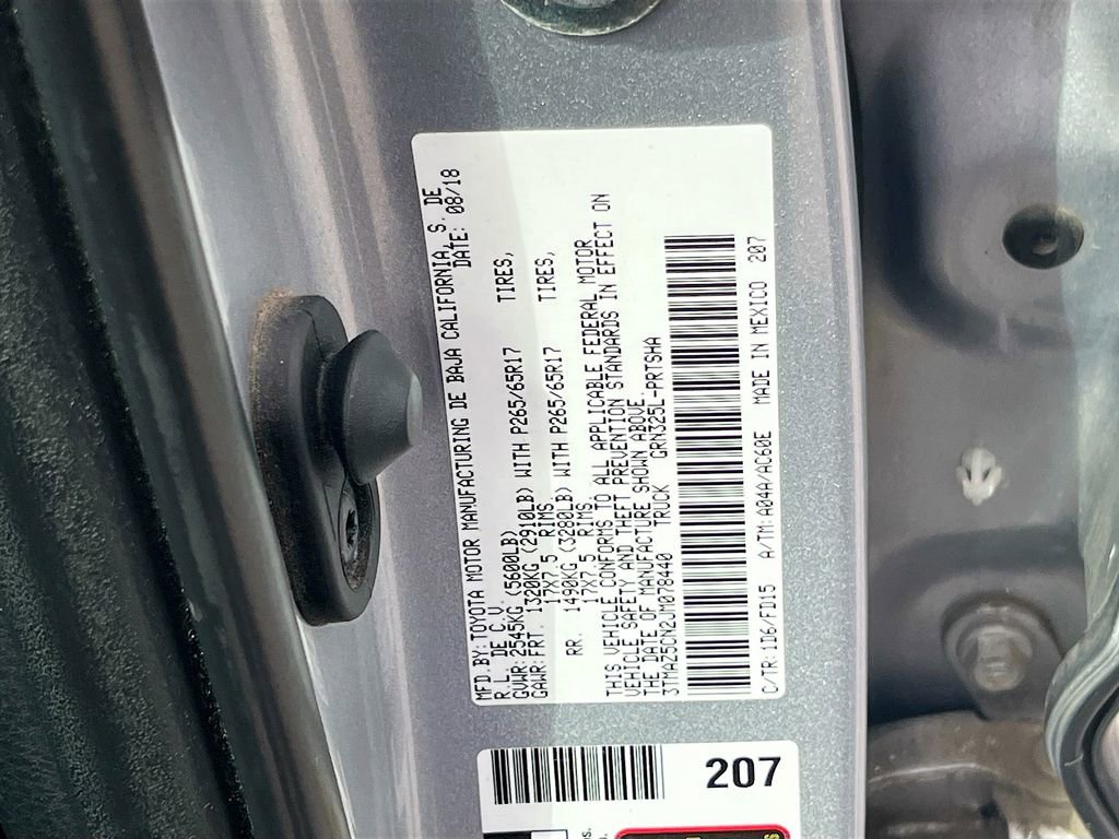 Used 2018 Toyota Tacoma TRD Sport image 31