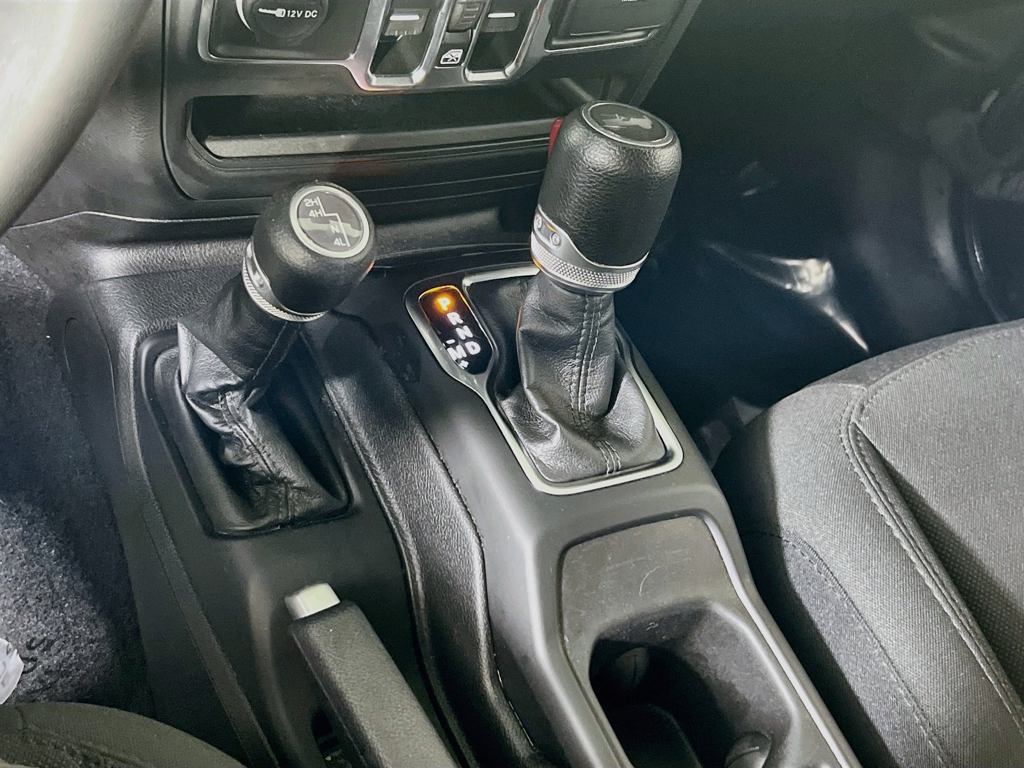 Used 2023 Jeep Wrangler Unlimited Sport w/ Sun And Sound Package AWD/4WD image 17