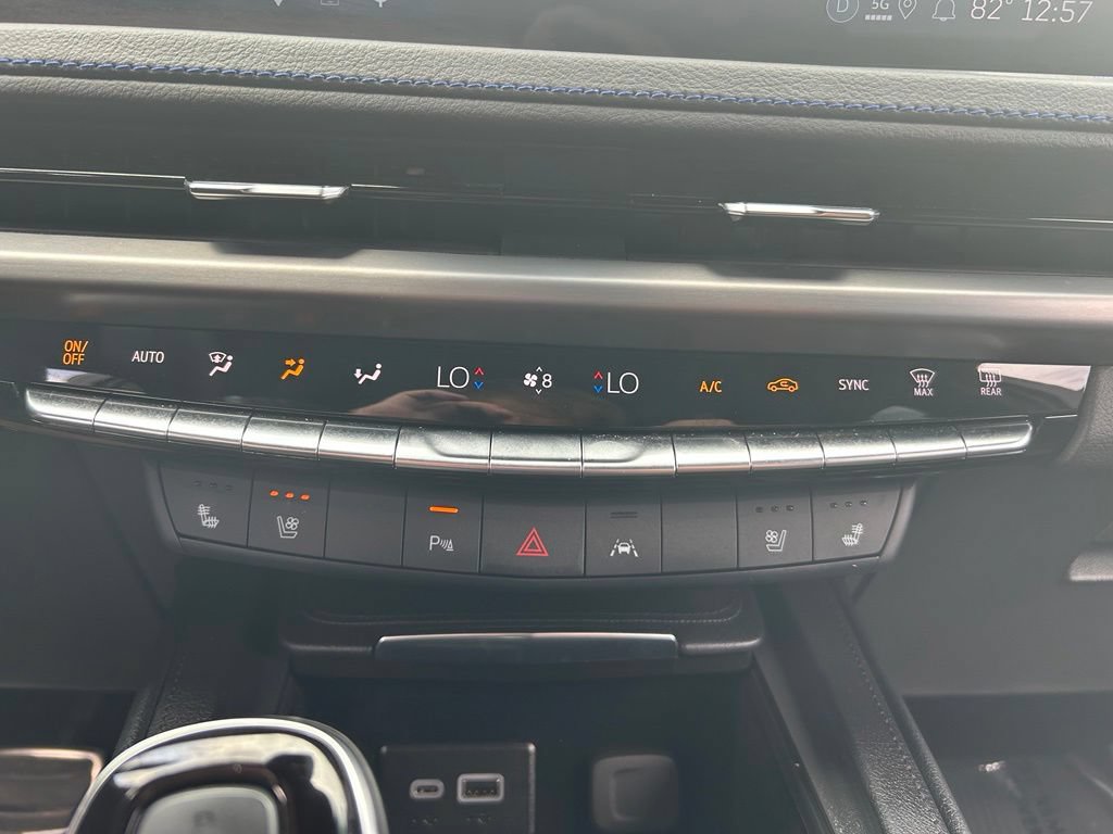 Used 2025 Cadillac XT4 Sport AWD/4WD image 20