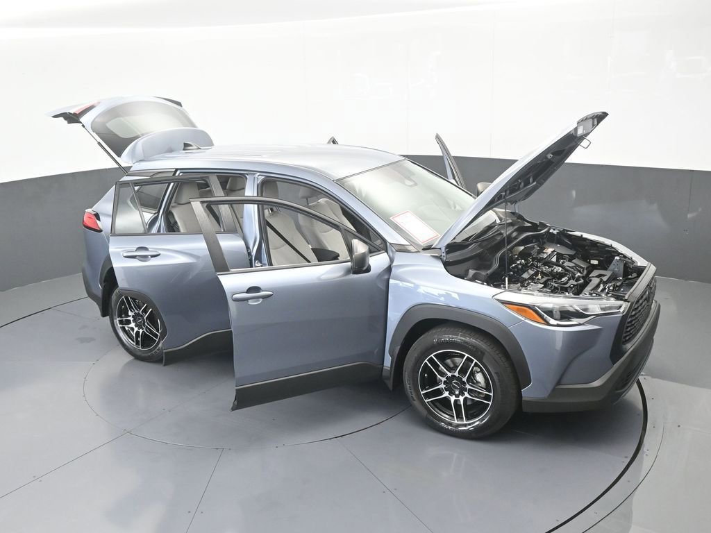 Used 2023 Toyota Corolla Cross L image 68