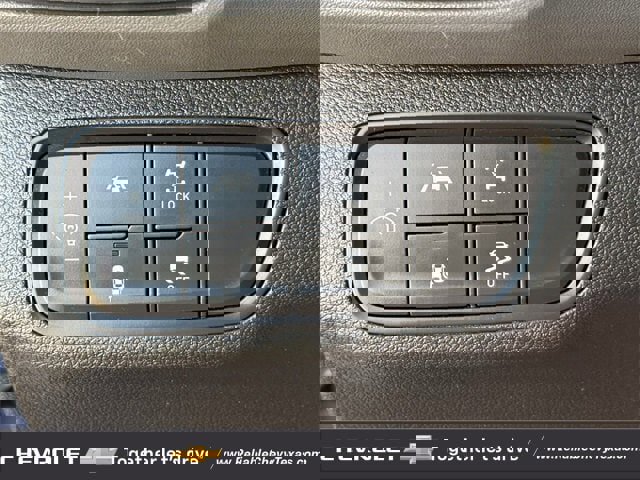 Used 2019 Hyundai Santa Fe SE image 25