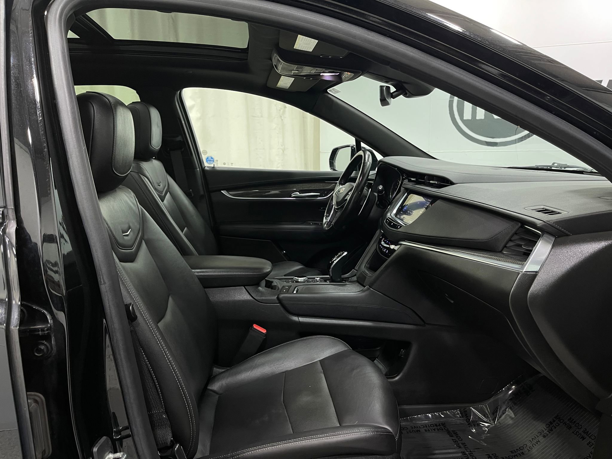 Used 2020 Cadillac XT5 Sportv w/ LPO, Floor Liner Package image 29