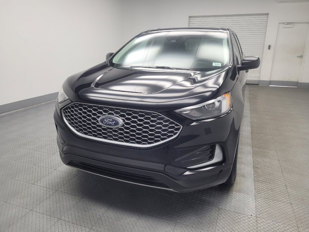 Used 2023 Ford Edge SEL image 15
