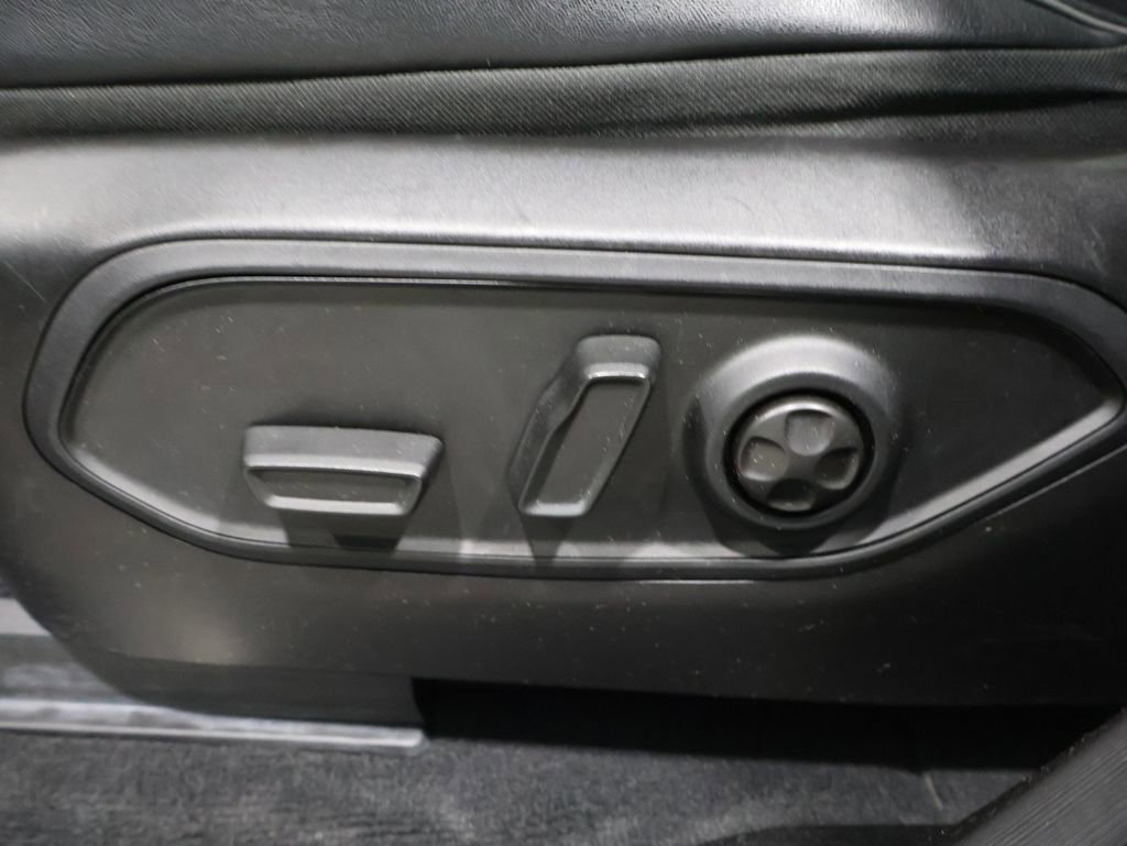 Certified 2024 Jeep Grand Cherokee Overland image 13