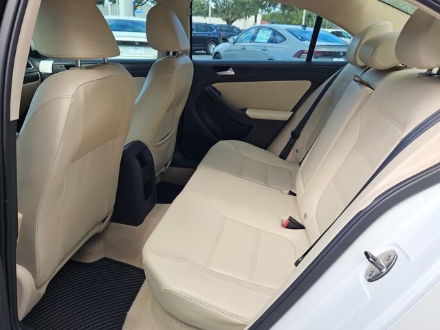 Used 2014 Volkswagen Jetta SE FWD image 11