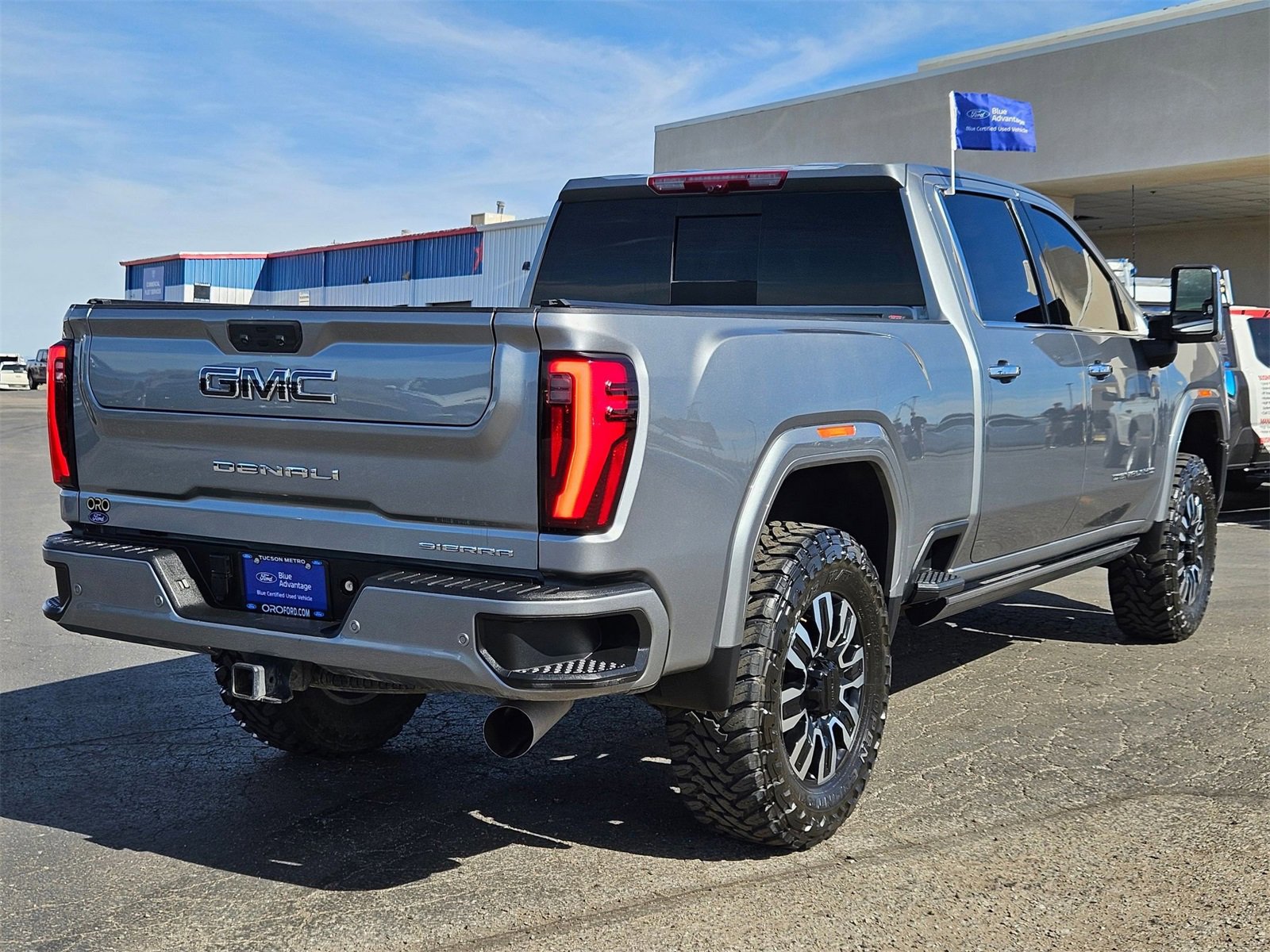 Used 2024 GMC Sierra 3500 Denali Ultimate image 5