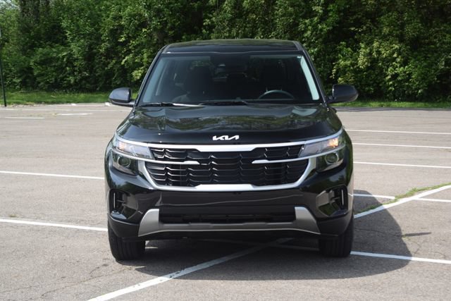 Used 2025 Kia Seltos LX AWD/4WD image 19