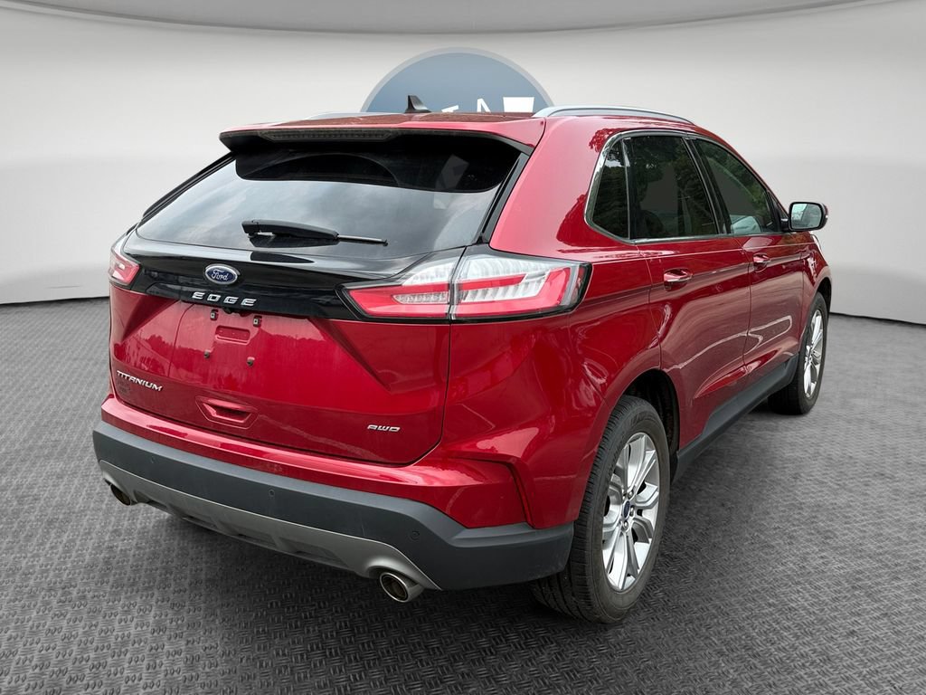 Certified 2022 Ford Edge Titanium AWD/4WD image 3