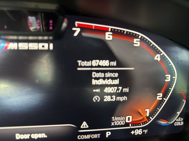 Used 2021 BMW M550i xDrive AWD/4WD image 13
