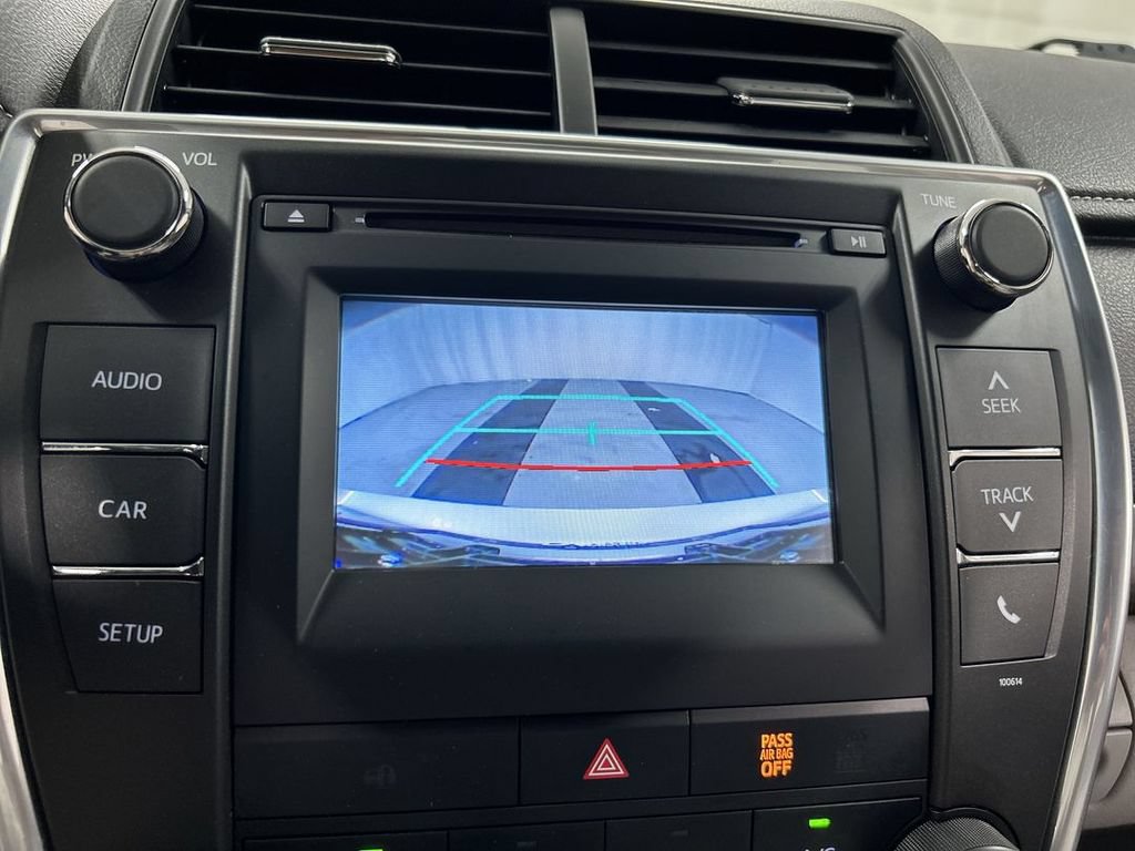 Used 2016 Toyota Camry LE FWD image 15