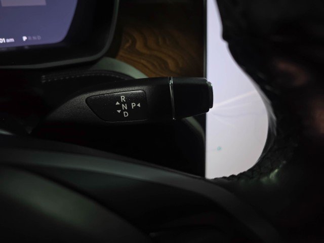 Used 2020 Tesla Model X Long Range image 24