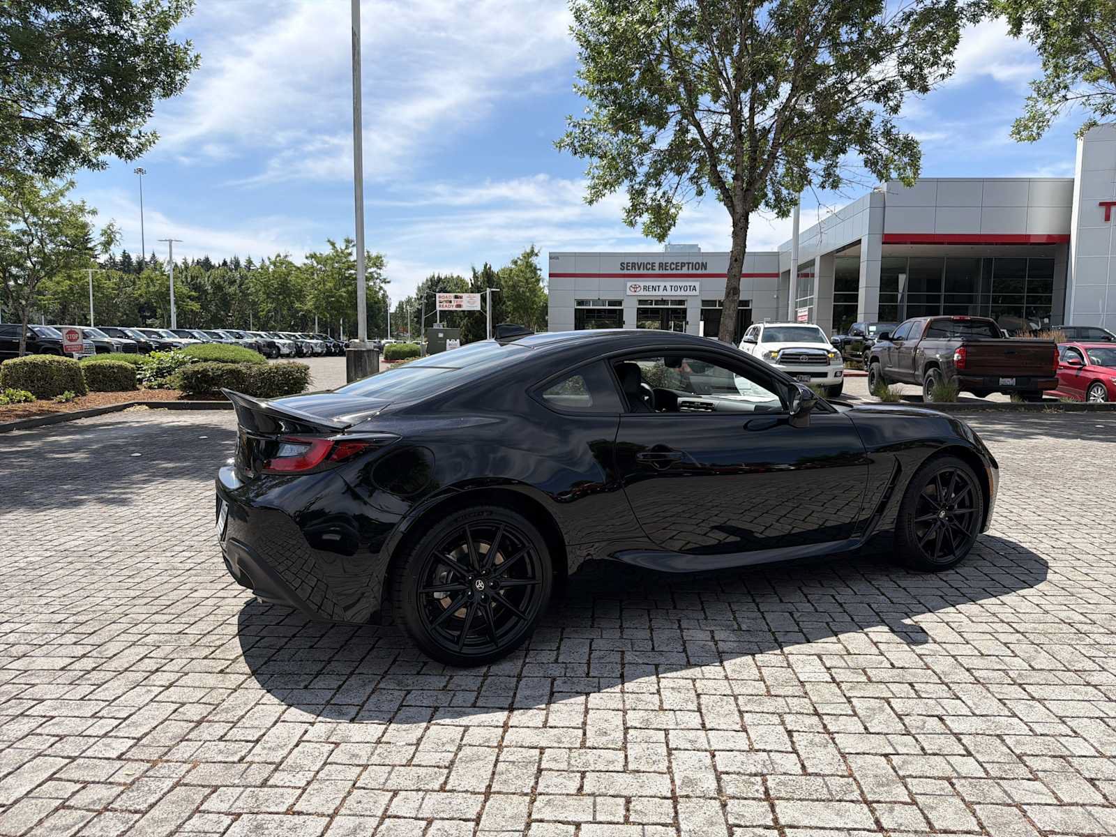 New 2026 Toyota GR86 Premium w/ ALL Weather Mat Package (TMS) RWD image 2