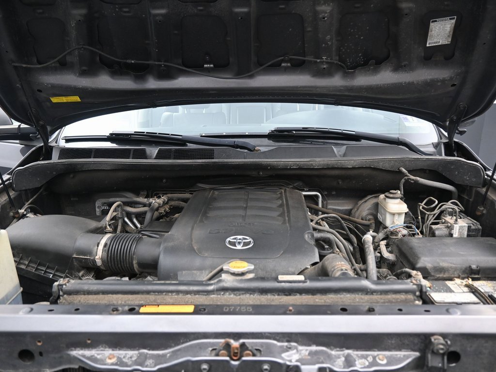 Used 2015 Toyota Sequoia Limited image 43