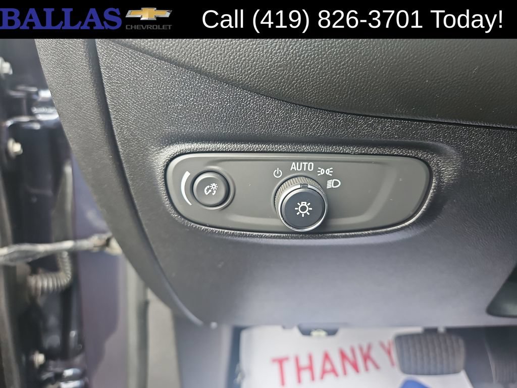 Certified 2018 Chevrolet Equinox LT FWD image 20