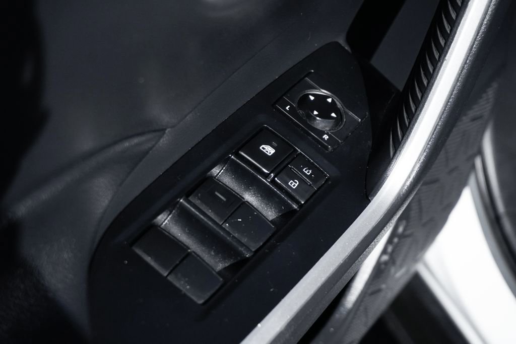 Used 2019 Toyota RAV4 XLE w/ Convenience Package image 16