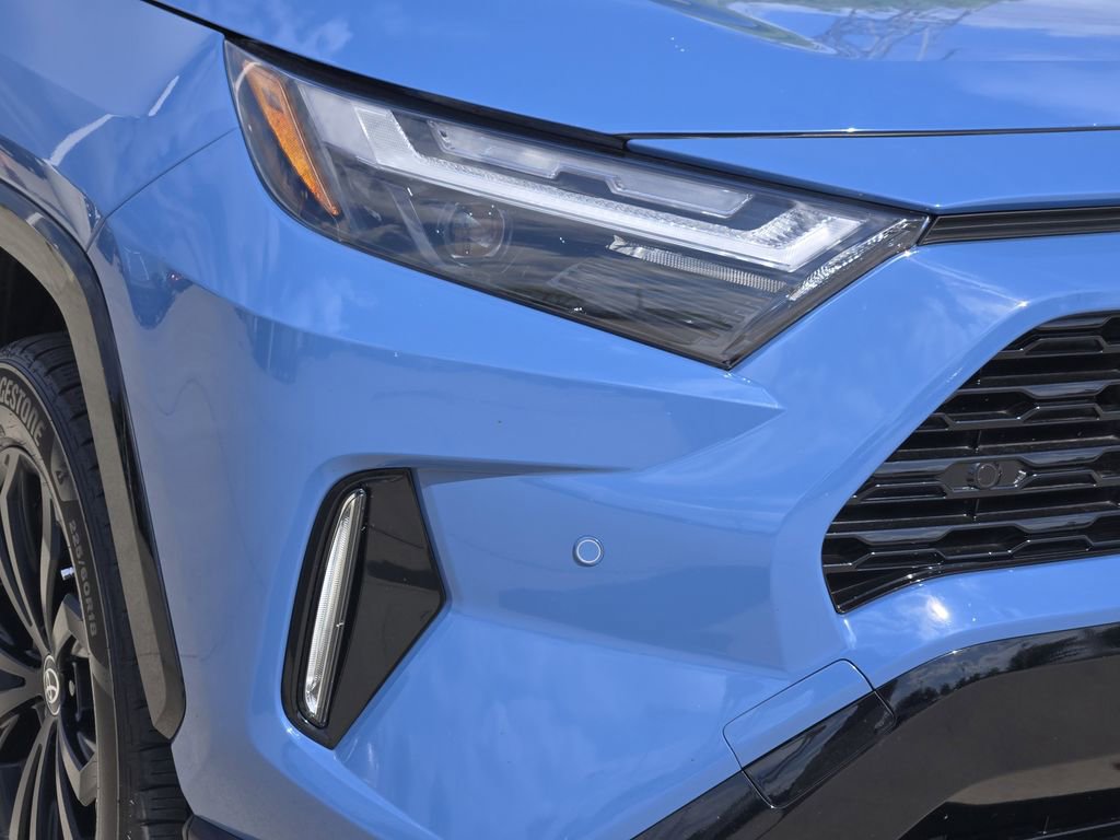 Used 2025 Toyota RAV4 XSE w/ Advanced Technology Package image 9