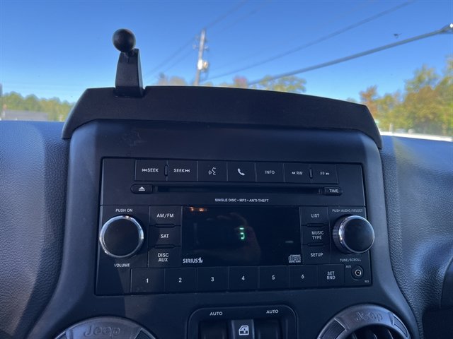 Used 2018 Jeep Wrangler Unlimited Sport S AWD/4WD image 25