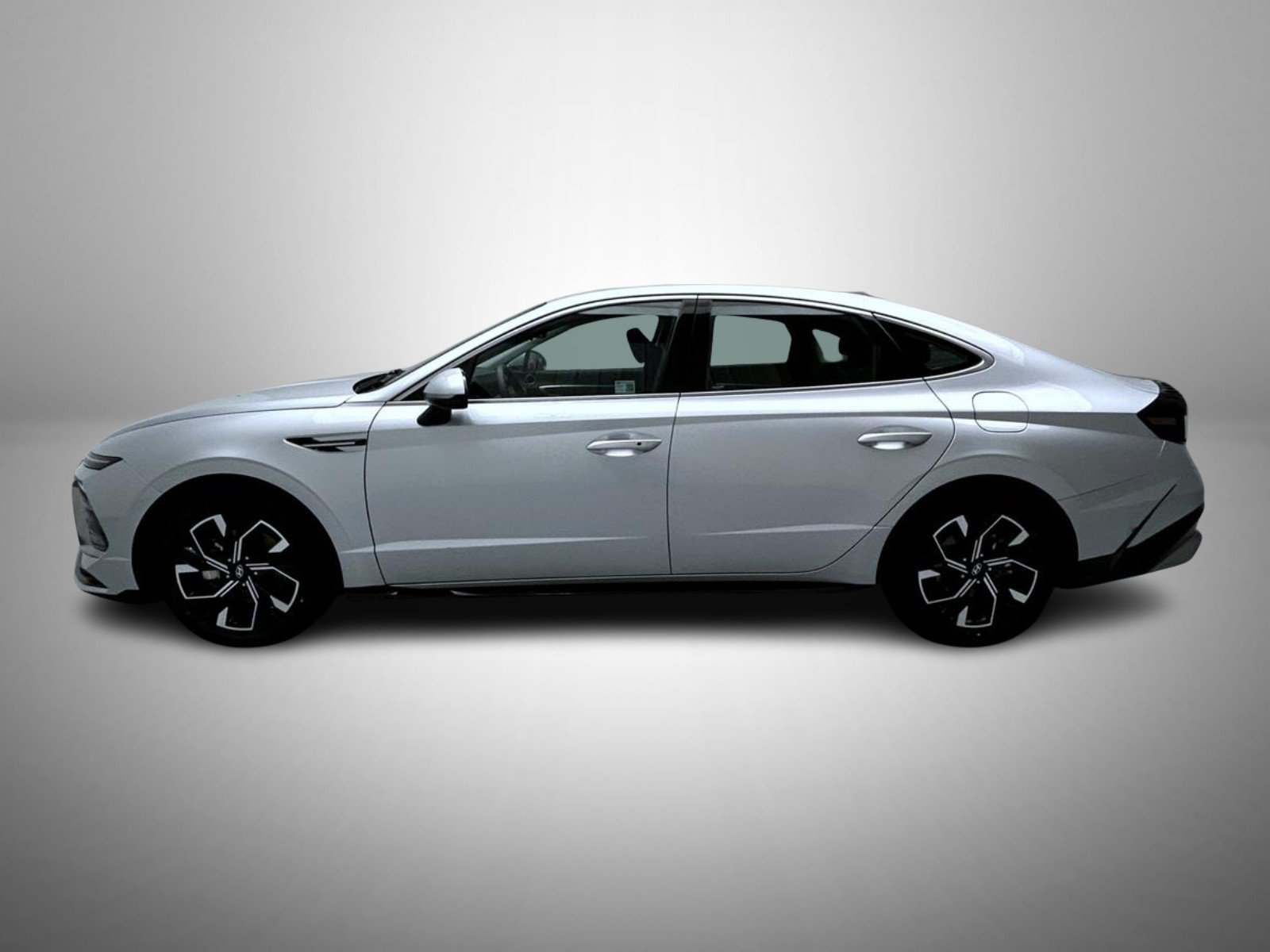 Used 2025 Hyundai Sonata SEL FWD image 8