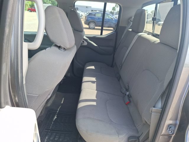 Used 2016 Nissan Frontier SV AWD/4WD image 14