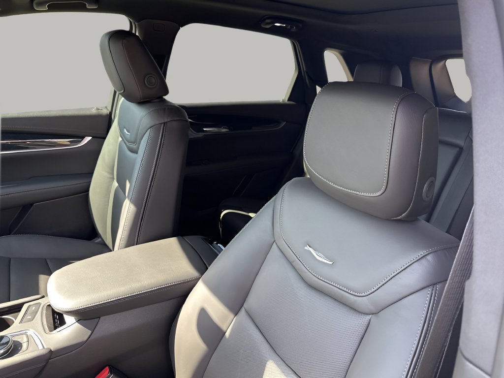 New 2026 Cadillac XT5 Premium Luxury w/ Driver Assist Package FWD image 27