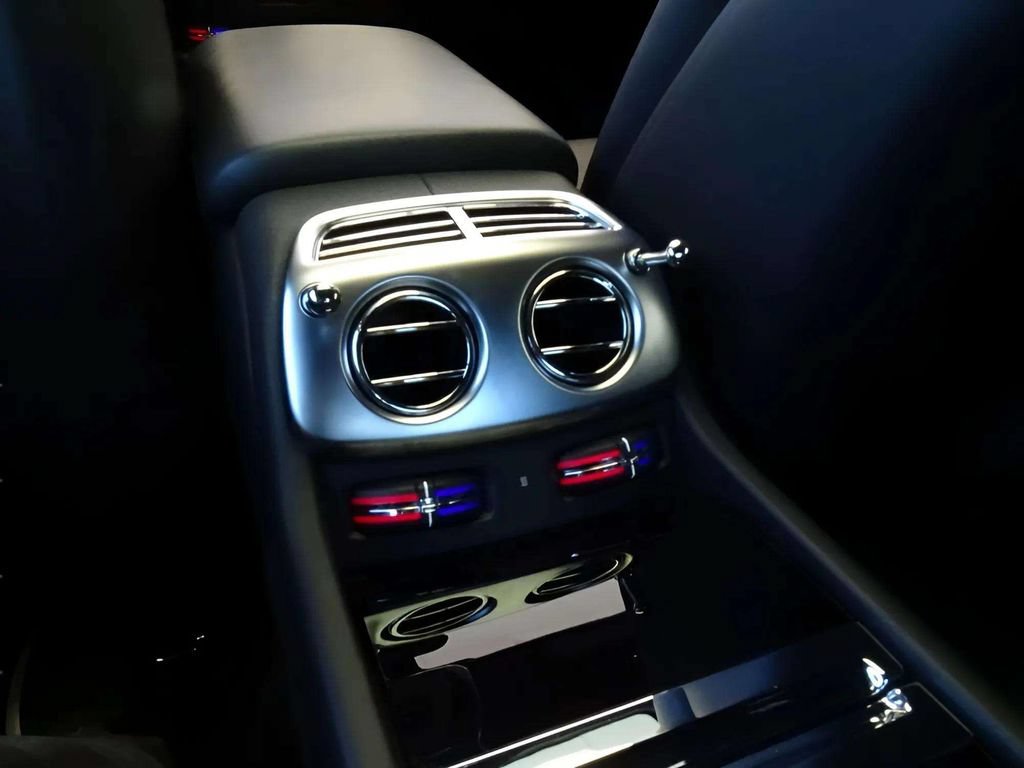 Certified 2017 Rolls-Royce Wraith RWD image 14