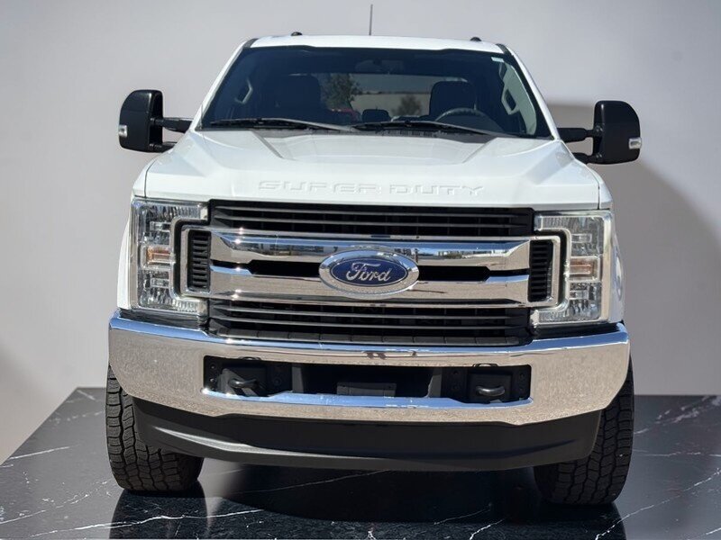 Used 2018 Ford F250 XLT AWD/4WD image 10