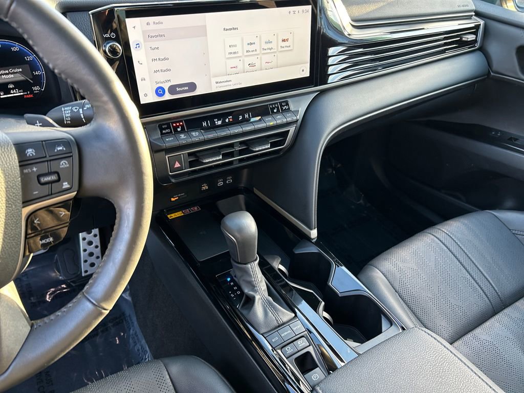 Used 2025 Toyota Camry XSE FWD image 21