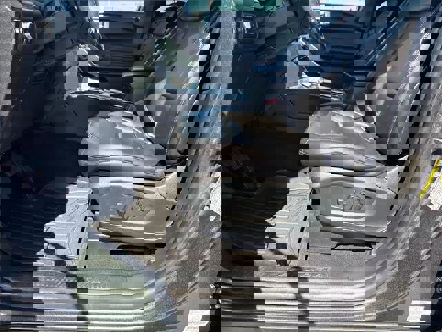 Used 2020 Ford Explorer XLT w/ Equipment Group 202A image 18