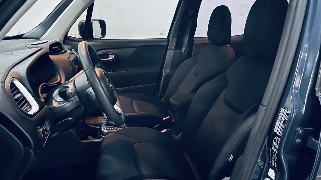 Used 2020 Jeep Renegade Sport w/ UConnect 7.0 Group FWD image 16