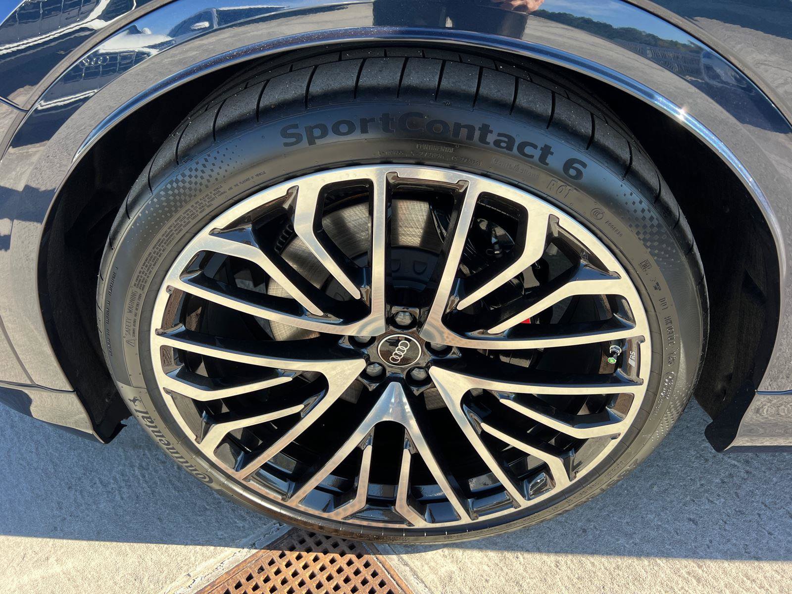 New 2025 Audi SQ8 Prestige image 12