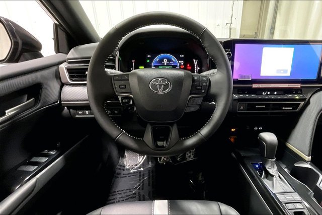 New 2026 Toyota Camry SE AWD/4WD image 16