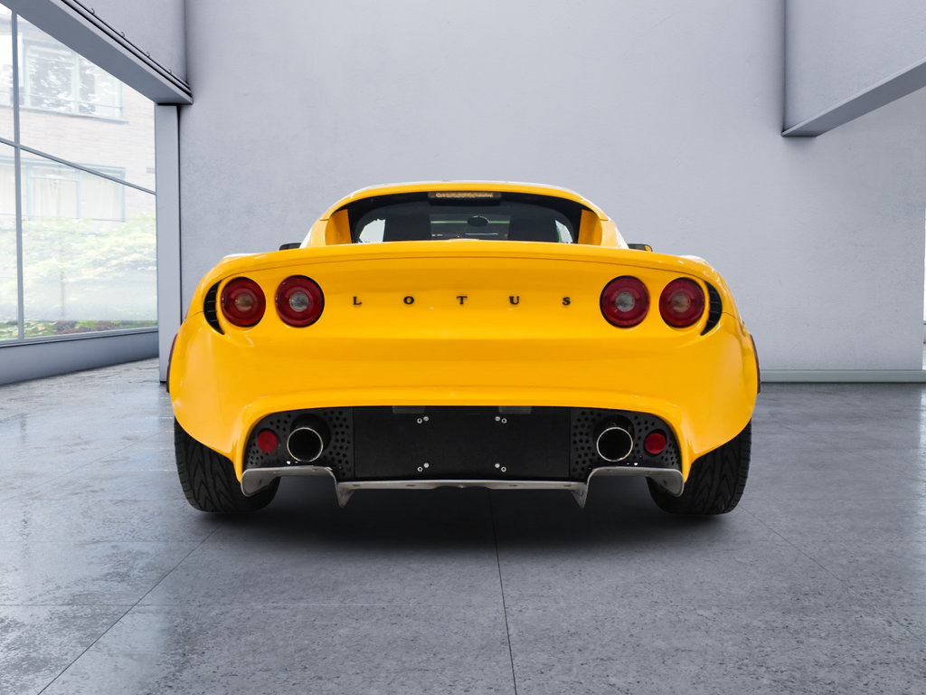 Used 2005 Lotus Elise RWD image 4