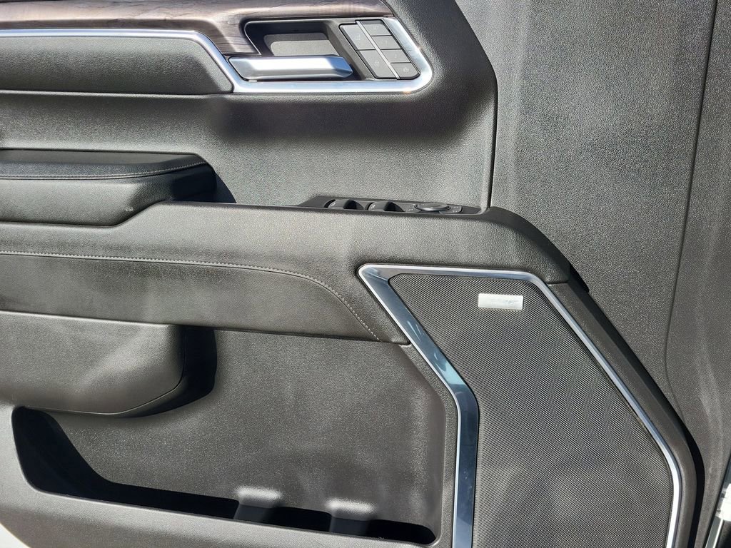 Used 2024 Chevrolet Silverado 1500 LTZ image 10