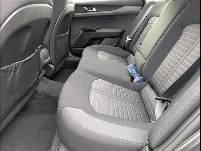 New 2026 Kia K5 LXS image 8