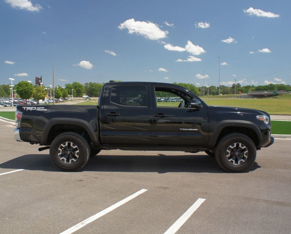 Used 2022 Toyota Tacoma TRD Off-Road RWD image 20